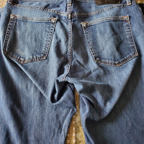 Eddie Bauer jeans - Picture 4 of 7